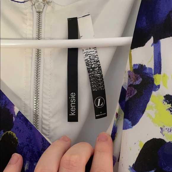 Kensie SPRING TIME Sleeveless Dress with Ruffles - Picture 4 of 4